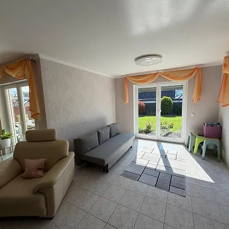 Balkon Oder Terrasse *