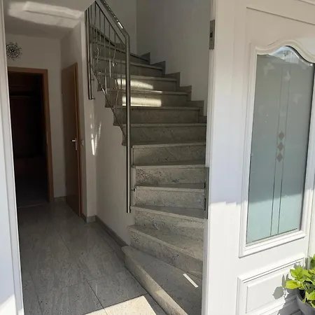 Balkon Oder Terrasse * Kall